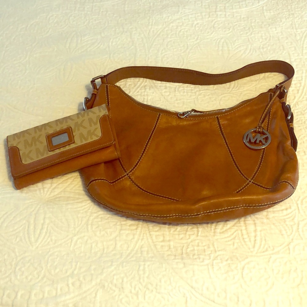 Michael Kors leather purse and wallet